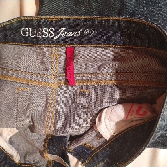 Guess Distressed Boot cut Jeans - Picture 3 of 3